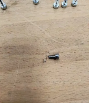 Screw pulling out of bare aluminium